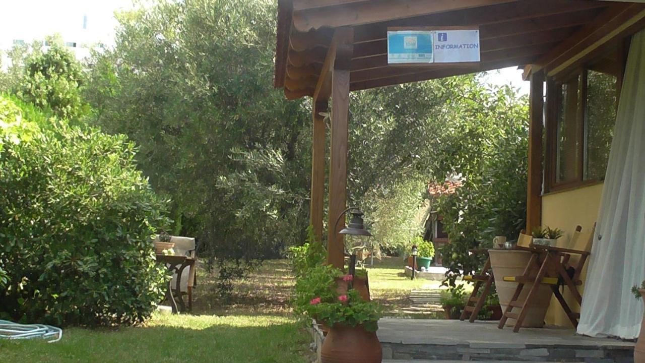 Studios Tripiti Nea Roda Extérieur photo